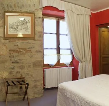 أوستلري دو فيو كورد فندق 3*