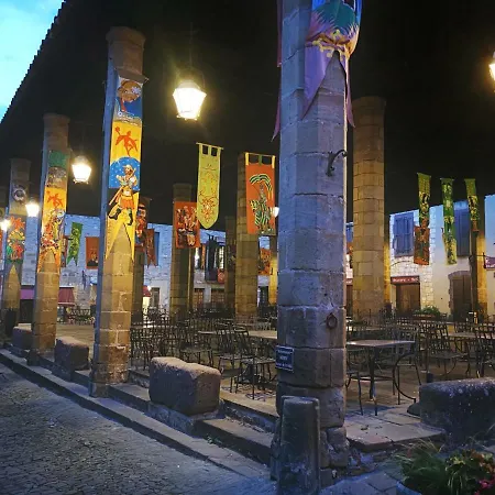 Du Vieux Cordes-sur-Ciel